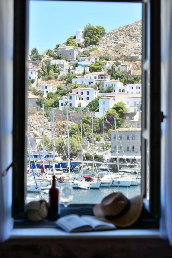 On The Port Mansion Studio 2 Hydra Εξωτερικό φωτογραφία