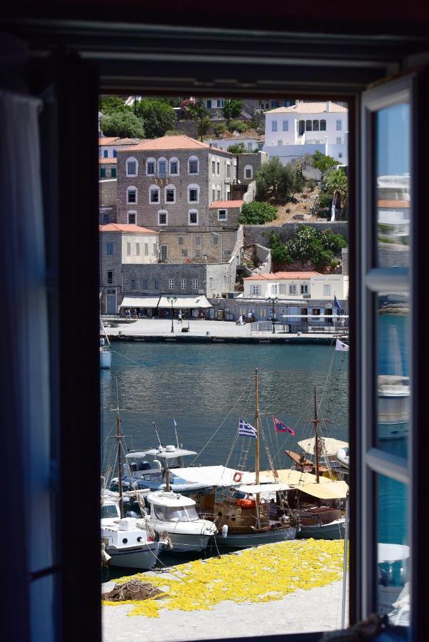 On The Port Mansion Studio 2 Hydra Εξωτερικό φωτογραφία